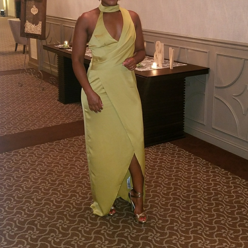 Dress - Picture 2 of 2